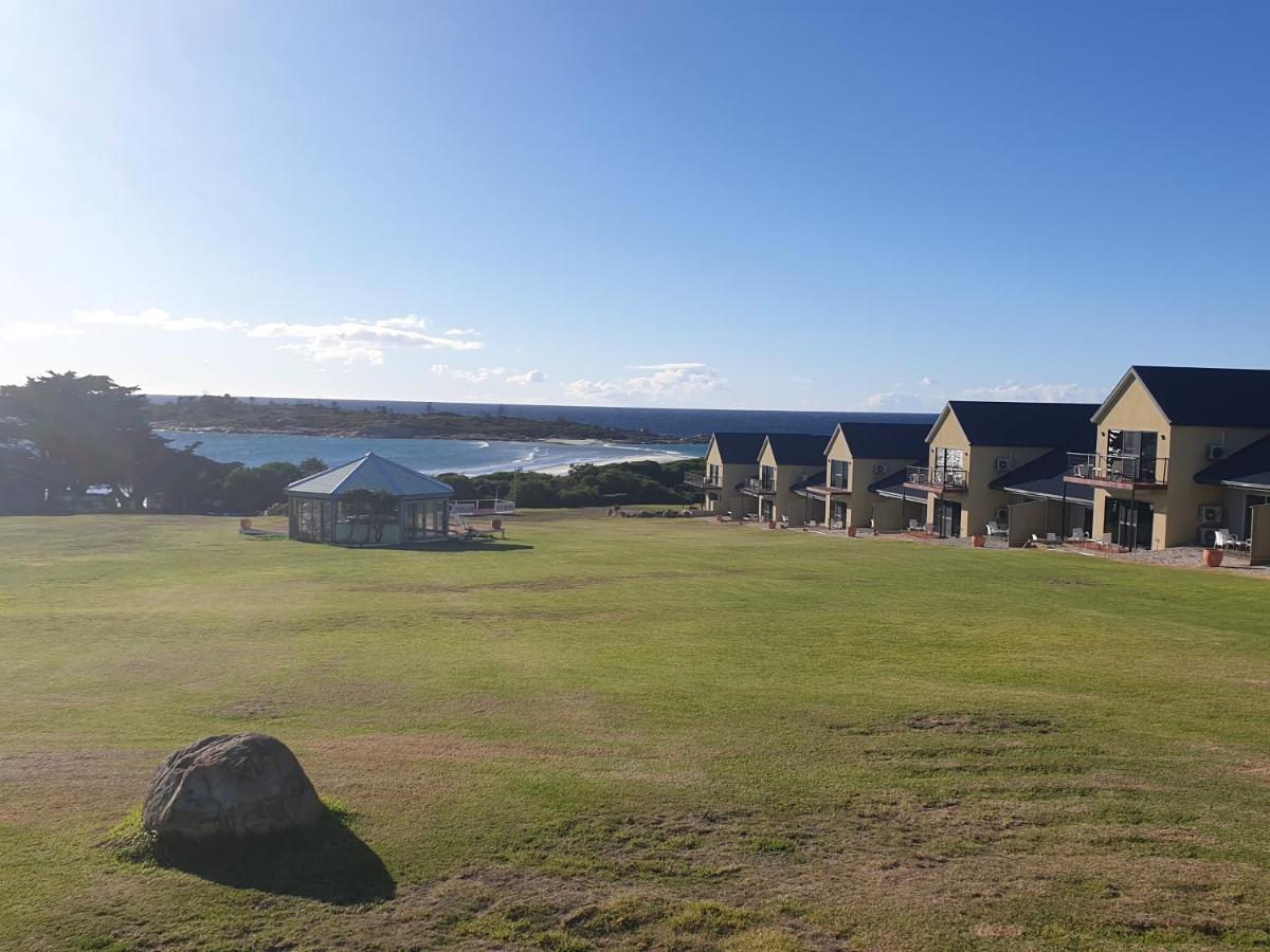 Diamond Island Resort, Restaurant & Bar And Penguin Show Bicheno Eksteriør bilde